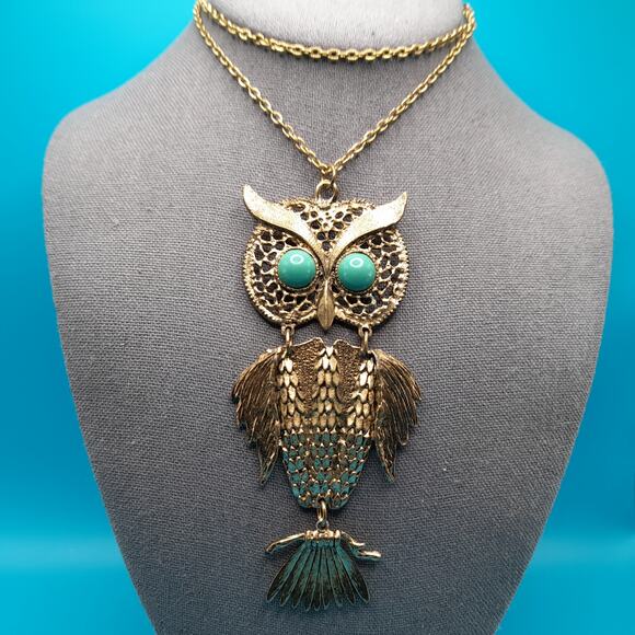 Vintage Articulated Owl Necklace, Green Cabochon Eyes, 1960s 1970s Jewelry - Picture 11 of 11